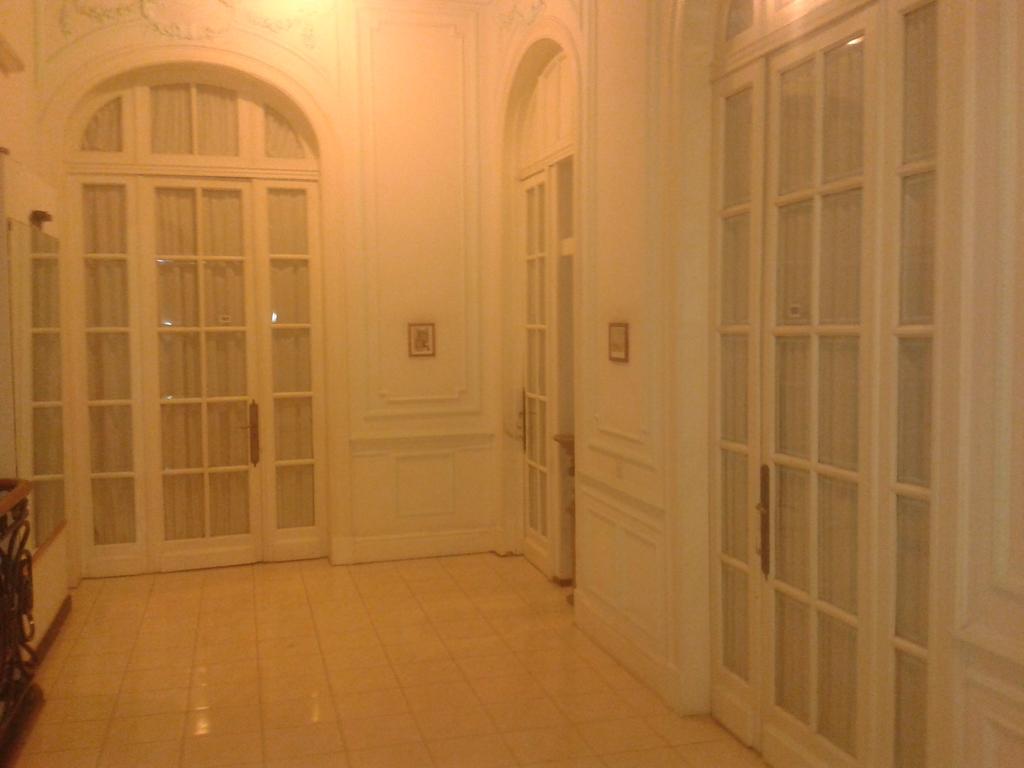 Mari Plaza Hotel บัวโนสไอเรส ภายนอก รูปภาพ
